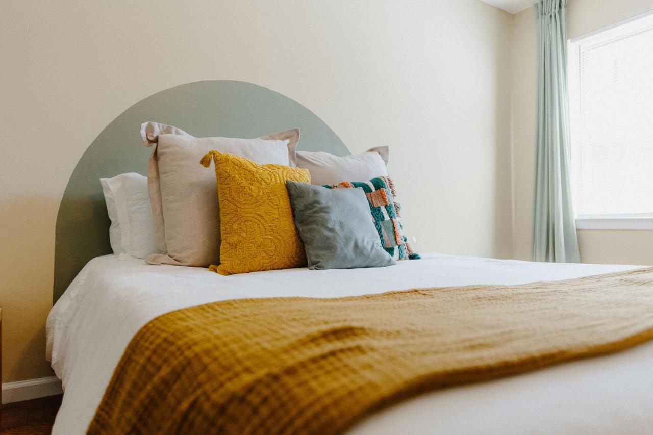 Centrally Located 3Br Overton Square Fast Wifi Free Parking Yes Pets Мемфис Екстериор снимка