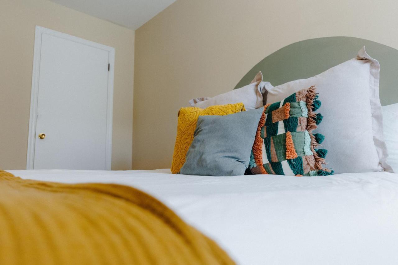 Centrally Located 3Br Overton Square Fast Wifi Free Parking Yes Pets Мемфис Екстериор снимка